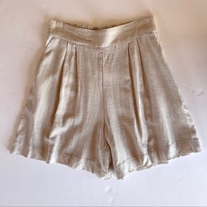 NWT H&M flowy linen shorts